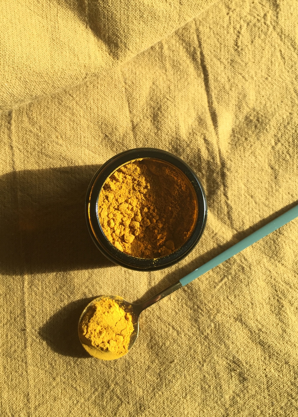 die-hanflinge-bio-hanf-latte-cbd-goldene-milch image 3